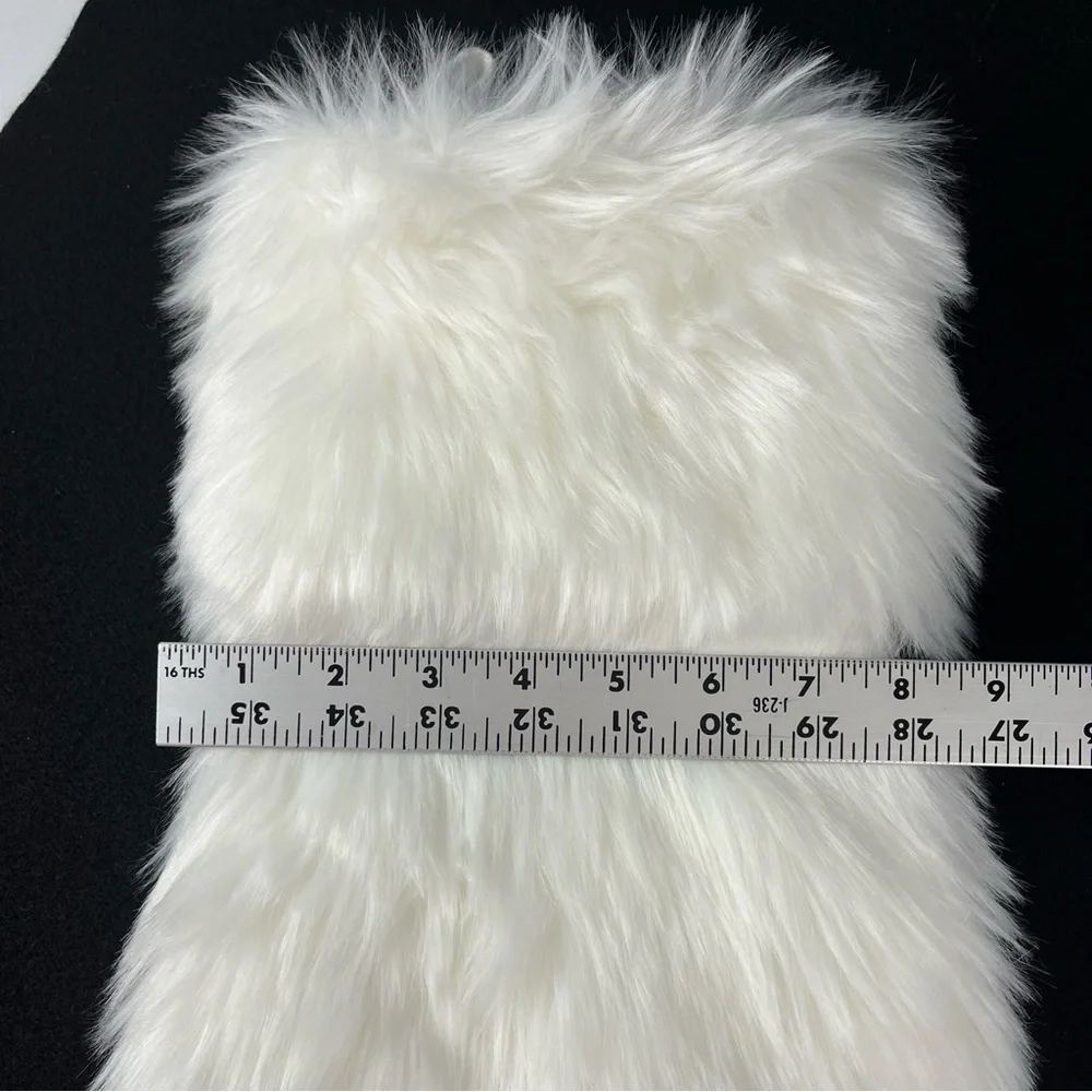 Nicole Miller Home Faux Fur Stocking White Ivory RN 75343
